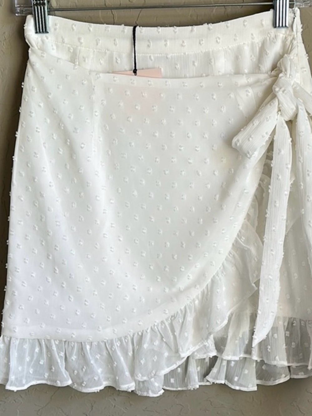 superdown White Ruffle Wrap Mini Skirt - Picture 4 of 5
